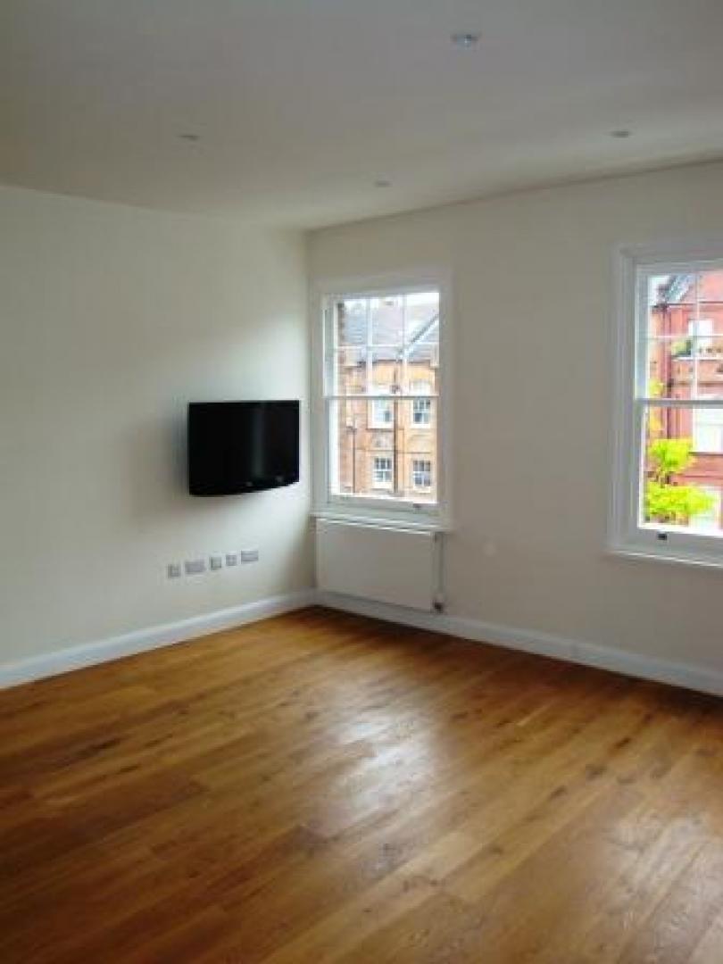 			2 Bedroom, 1 bath, 1 reception Flat			 Goldhurst Terrace, WEST HAMPSTEAD